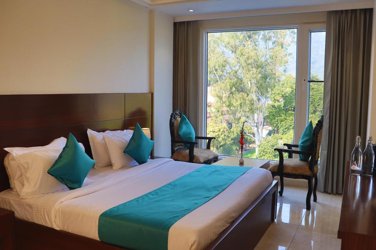 Green Hotel - Behind Parmarth Niketan Rishīkesh Dış mekan fotoğraf