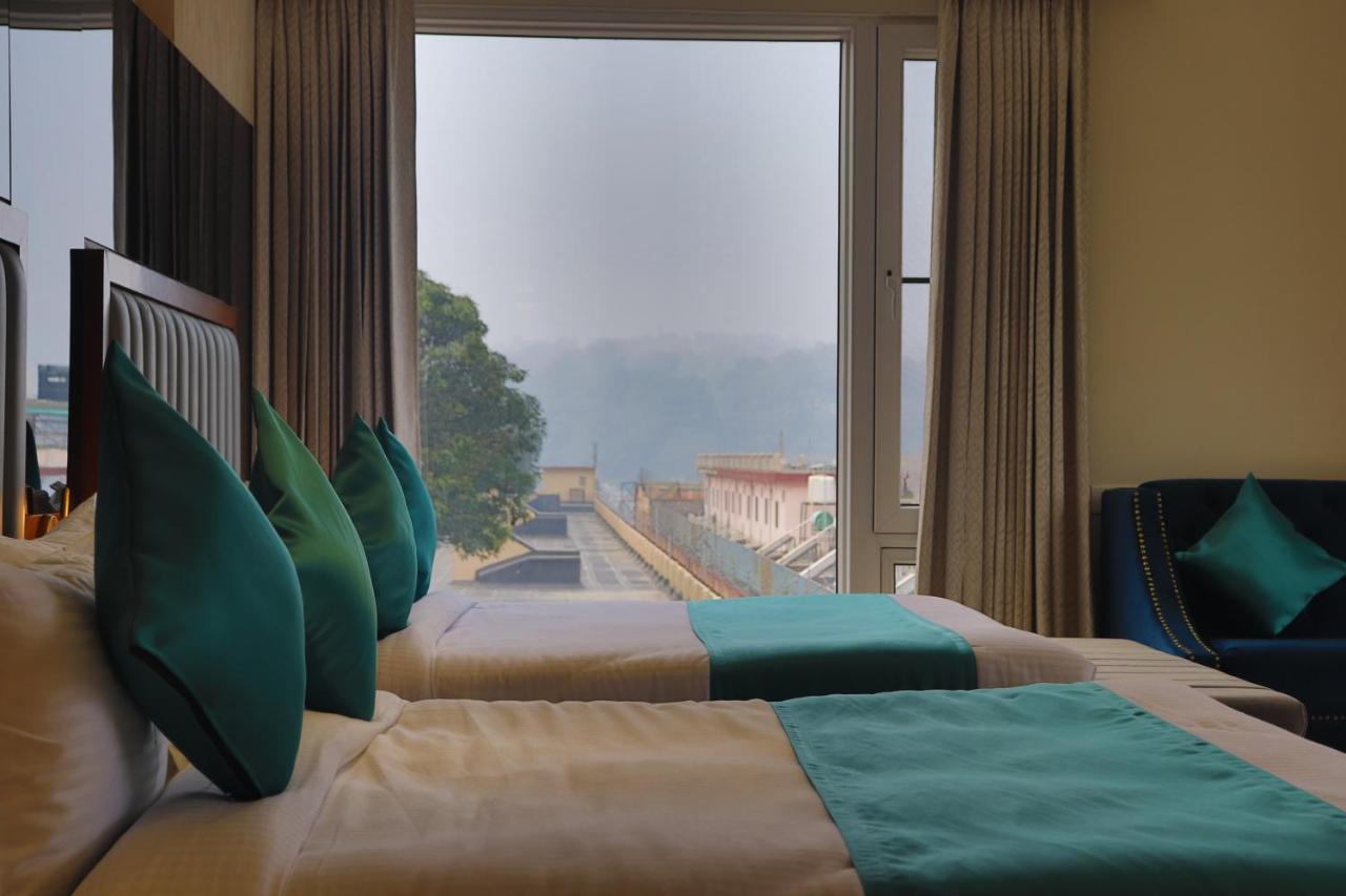 Green Hotel - Behind Parmarth Niketan Rishīkesh Dış mekan fotoğraf